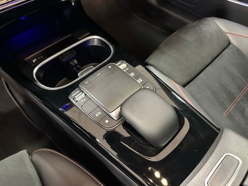 Used 2023 Mercedes-Benz CLA 250 image 29