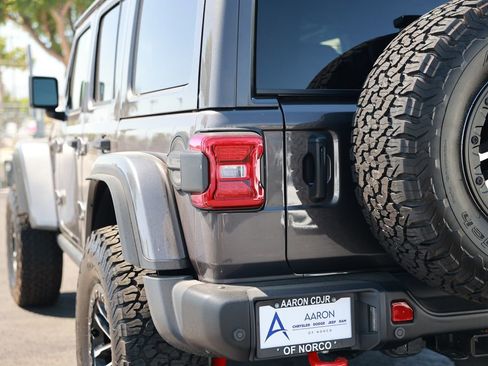 New 2026 Jeep Wrangler Unlimited Rubicon AWD/4WD image 10