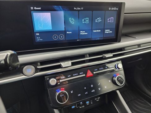 Used 2025 Hyundai Tucson SEL image 11