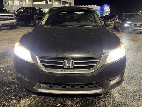 Used 2015 Honda Accord Touring image 2