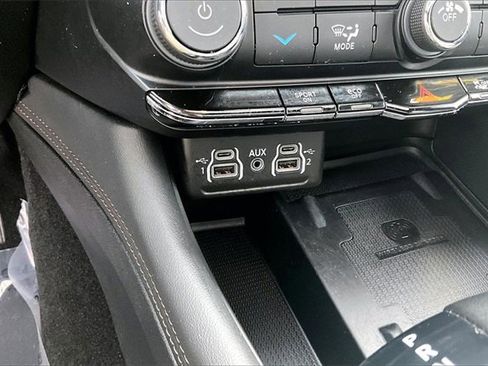 Used 2021 Dodge Durango R/T w/ Premium Interior Group image 35