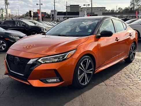 Used 2022 Nissan Sentra SR w/ SR Premium Package image 7