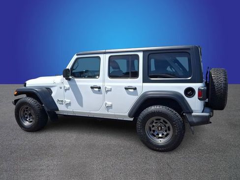 Used 2018 Jeep Wrangler Unlimited Sport S AWD/4WD image 7
