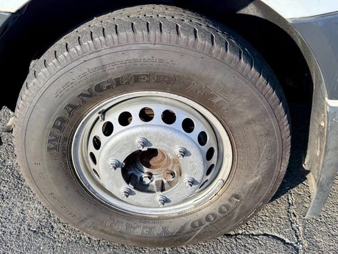 Used 2014 Mercedes-Benz Sprinter 3500 image 49