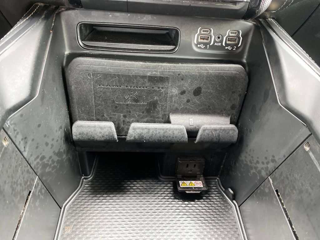 Used 2020 RAM 1500 Limited AWD/4WD image 35