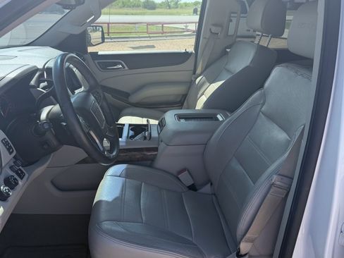 Used 2016 GMC Yukon XL Denali w/ Open Road Package image 16