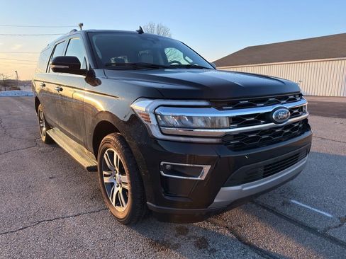 Used 2024 Ford Expedition Max Limited image 4