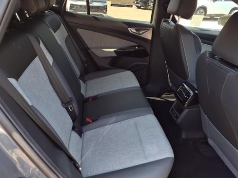 Certified 2023 Volkswagen ID.4 Pro RWD image 22