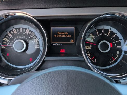 Used 2013 Ford Mustang Premium w/ Electronics Pkg RWD image 30