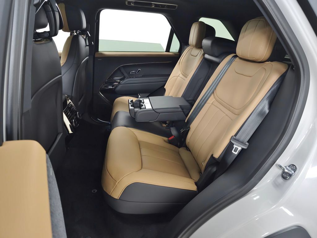 New 2026 Land Rover Range Rover Sport Dynamic SE AWD/4WD image 42