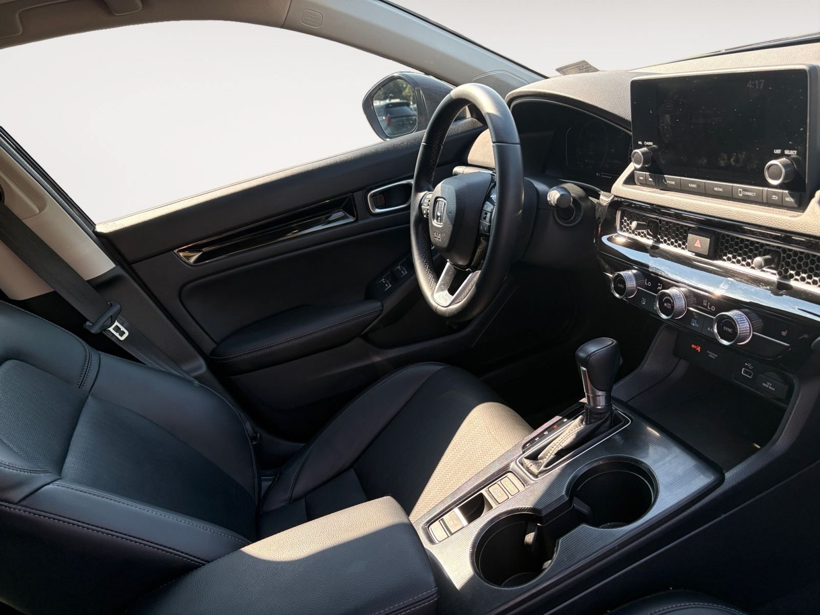 Used 2023 Honda Civic EX-L image 15