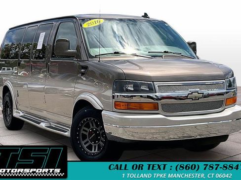 Used 2016 Chevrolet Express 2500 RWD image 12