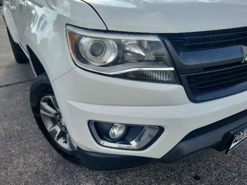 Used 2019 Chevrolet Colorado Z71 AWD/4WD image 5