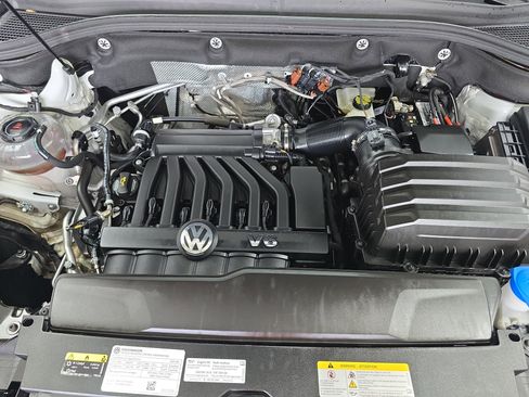 Certified 2023 Volkswagen Atlas SEL Premium image 32