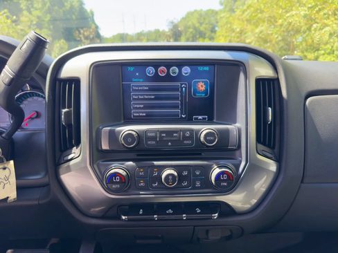 Used 2017 Chevrolet Silverado 1500 LT w/ All Star Edition AWD/4WD image 19
