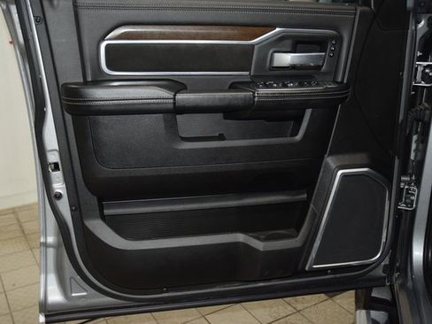 Used 2024 RAM 3500 Laramie image 54