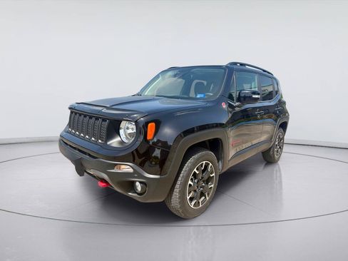 Used 2023 Jeep Renegade Trailhawk AWD/4WD image 7