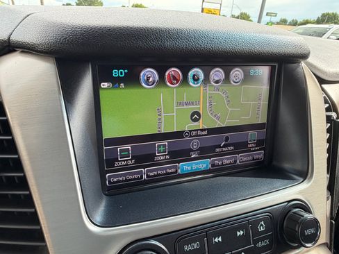 Used 2019 GMC Yukon Denali w/ Open Road Package AWD/4WD image 19
