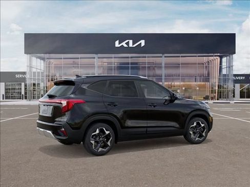 Used 2026 Kia Seltos S FWD image 6