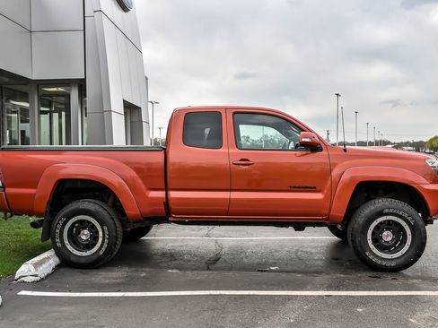Used 2015 Toyota Tacoma TRD Pro AWD/4WD image 11