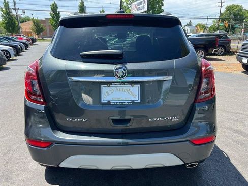 Used 2018 Buick Encore Essence w/ Experience Buick Package AWD/4WD image 5