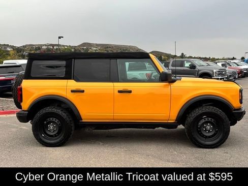 Used 2022 Ford Bronco Black Diamond image 7