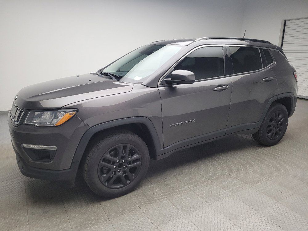Used 2018 Jeep Compass Latitude AWD/4WD image 2