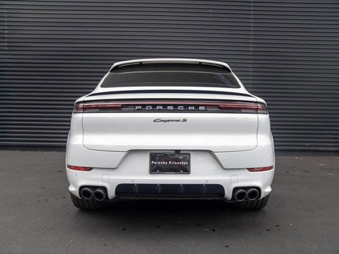 Used 2026 Porsche Cayenne S AWD/4WD image 11