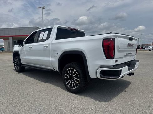 Used 2025 GMC Sierra 1500 AT4 w/ AT4 Premium Package AWD/4WD image 4