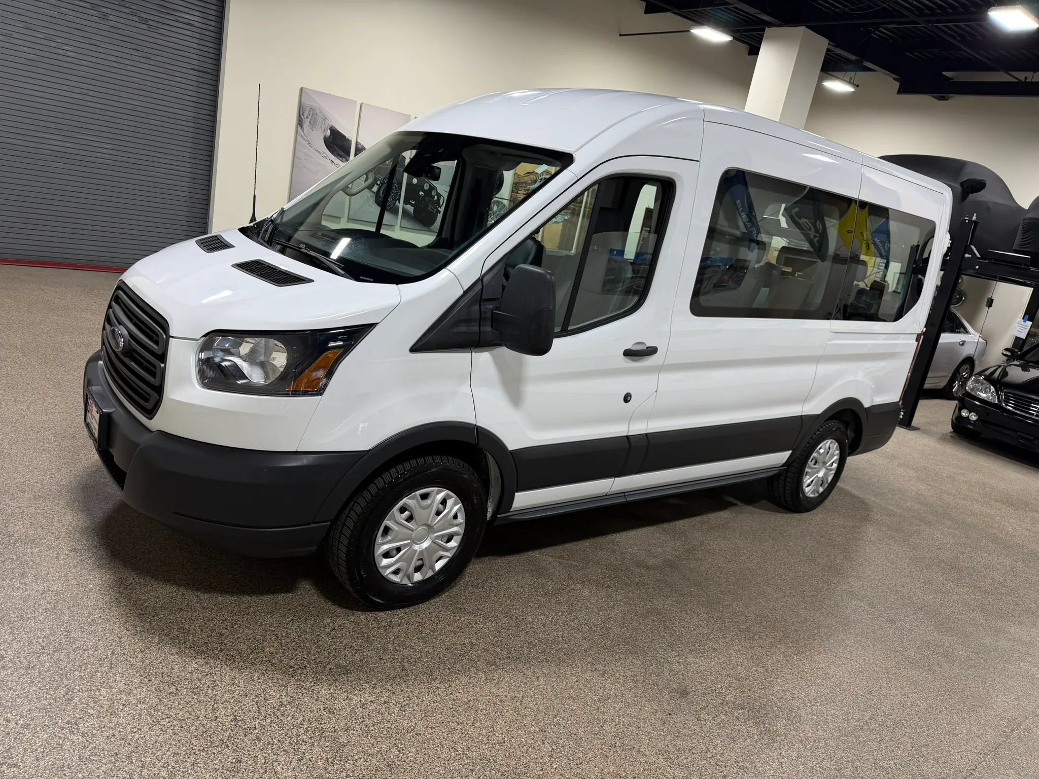 Used 2018 Ford Transit 150 XL RWD image 9