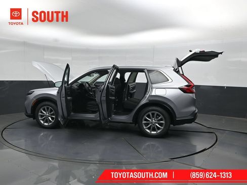 Used 2023 Honda CR-V EX image 54