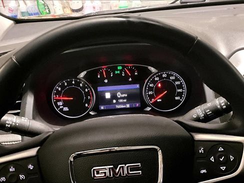 Certified 2023 GMC Acadia SLT AWD/4WD image 16