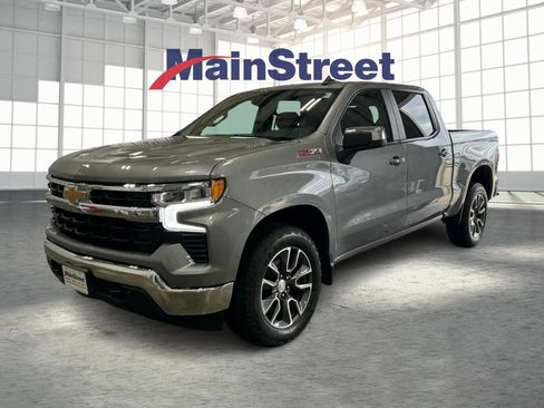Used 2023 Chevrolet Silverado 1500 LT AWD/4WD image 1