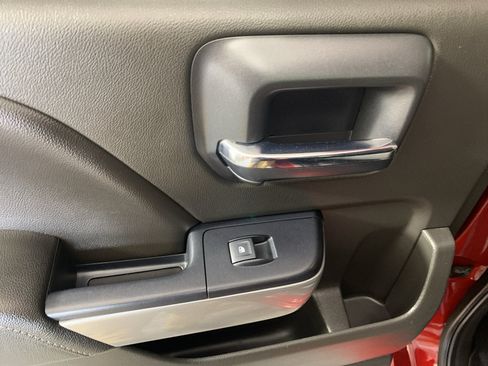 Used 2018 Chevrolet Silverado 1500 LT w/ All Star Edition AWD/4WD image 27