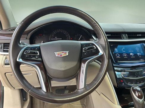 Used 2017 Cadillac XTS Luxury w/ Driver Awareness Package image 28