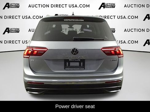 Used 2024 Volkswagen Tiguan SE image 6