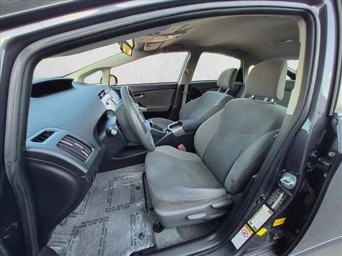 Used 2014 Toyota Prius Three FWD image 8