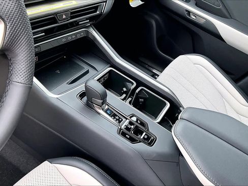 New 2026 Lexus TX 500h F SPORT Performance Premium image 11