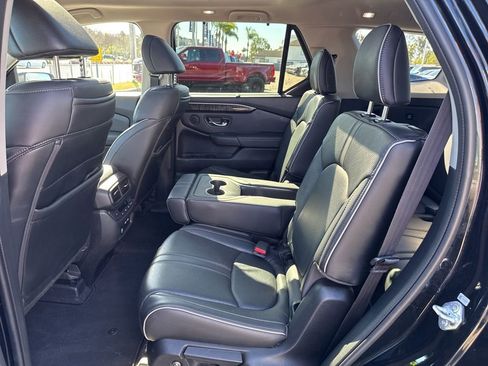 Used 2023 Honda Pilot Elite image 10