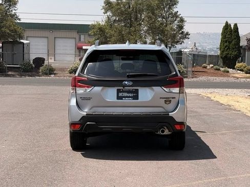 Used 2022 Subaru Forester Wilderness w/ Wilderness Package AWD/4WD image 5