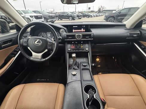 Used 2017 Lexus IS 300 AWD w/ Premium Package image 15