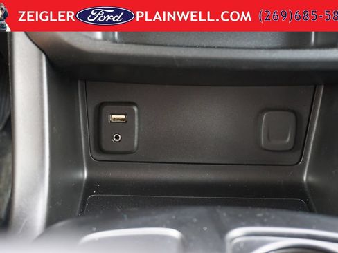 Used 2018 Chevrolet Colorado LT AWD/4WD image 20