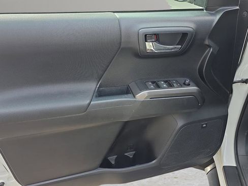 Used 2019 Toyota Tacoma TRD Pro image 9