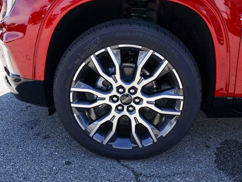New 2027 GMC Acadia Denali Ultimate w/ LPO, Floor Liner Package AWD/4WD image 41