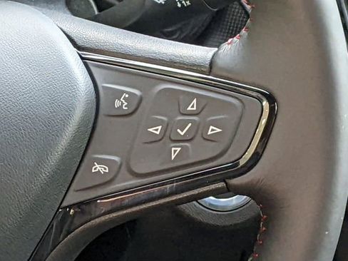 Used 2022 Chevrolet Equinox RS w/ RS Leather Package image 23