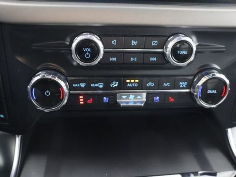 Used 2022 Ford F150 Raptor w/ Convenience Package image 15