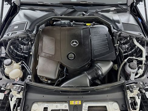 Certified 2023 Mercedes-Benz C 300 4MATIC Sedan image 12