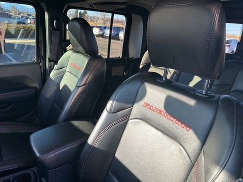 Used 2020 Jeep Gladiator Rubicon image 16