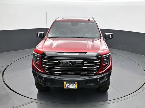 Used 2026 GMC Sierra 1500 AT4X w/ LPO, Black Badging Package AWD/4WD image 14