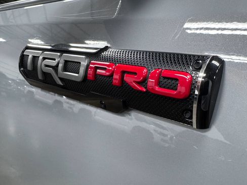 Used 2017 Toyota Tacoma TRD Pro AWD/4WD image 2